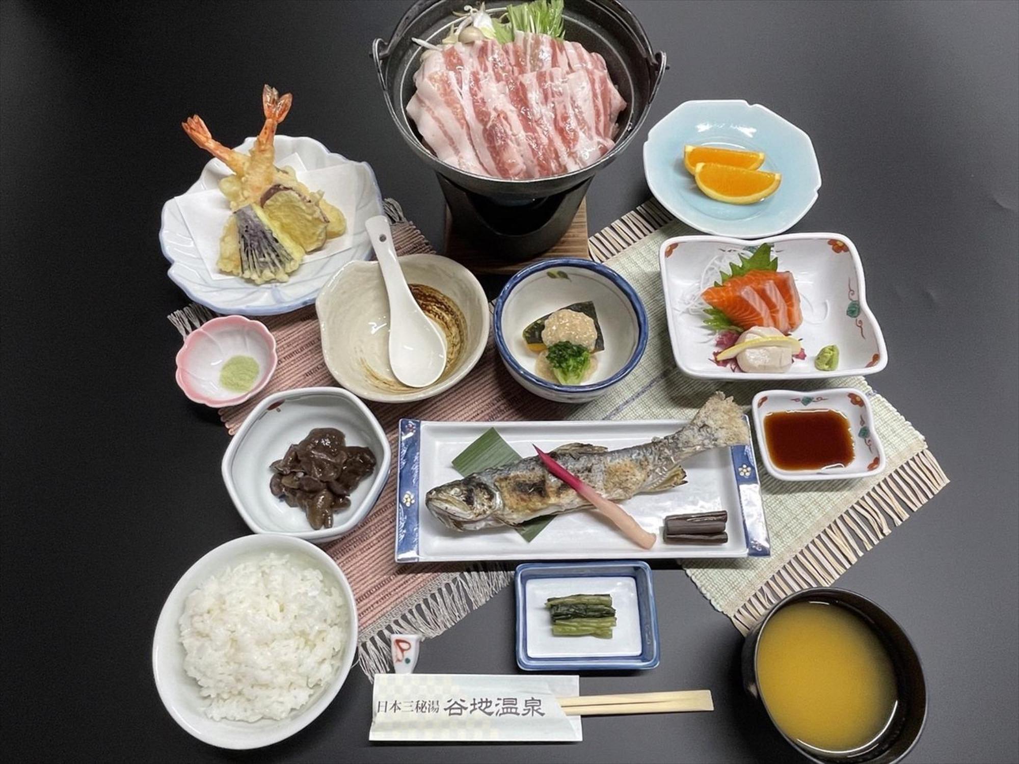 فندق Yachi Onsen تووادا المظهر الخارجي الصورة